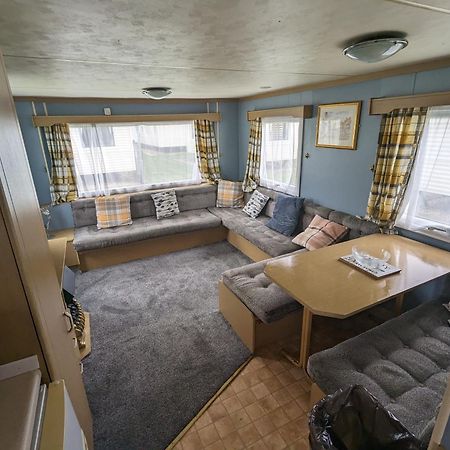 Cosy Caravan - The Chase Hotel Skegness Exterior photo